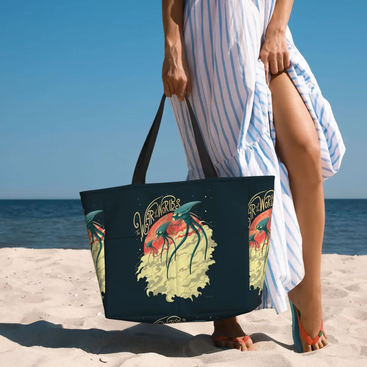 War Of The Worlds Beach Tote B - Yoga Fitness World recensione e prezzo
